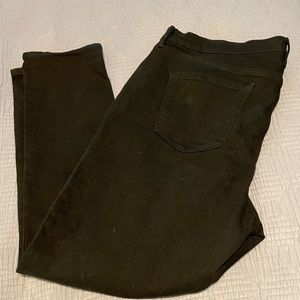 Black skinny curvy style Old Navy brand new sz 16